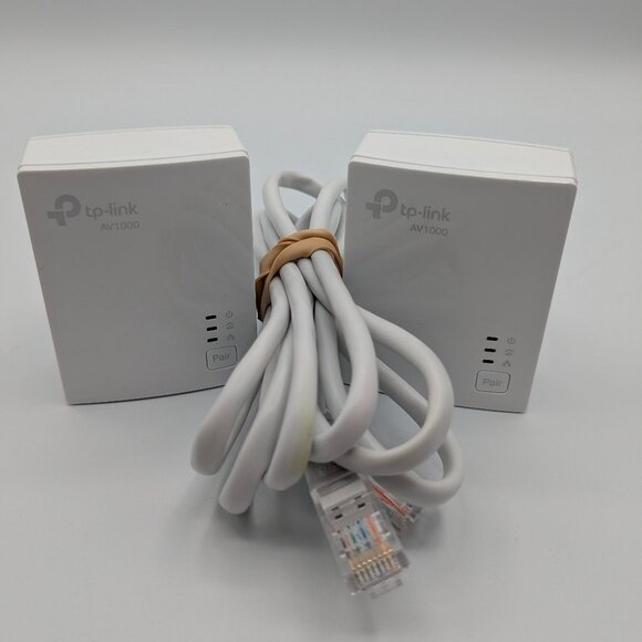 TP-Link AV1000 Powerline Ethernet Adapter Kit - Picture 1 of 8